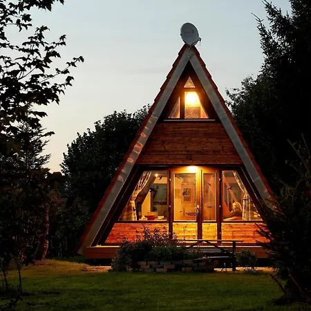 Holiday home In Mit Garten Und Seeblick *