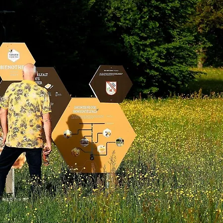 In Mit Garten Und Seeblick * Waldkirchen